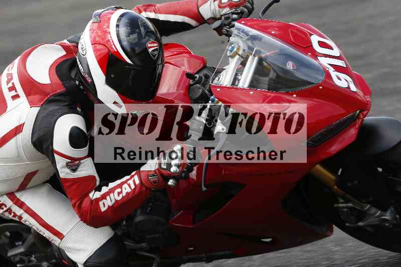 /21 17.06.2026  Ducati Schweiz Track Warmup ADR/Gruppe gruen/910